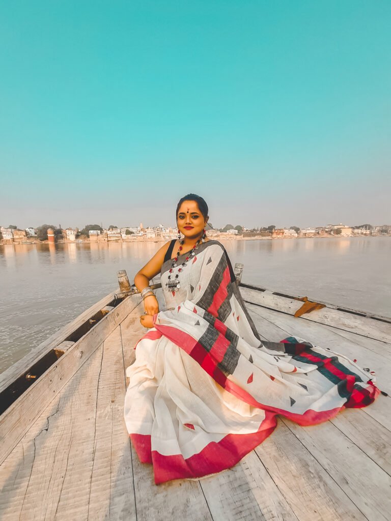 Aindrila a travel blogger from India visited Varanasi